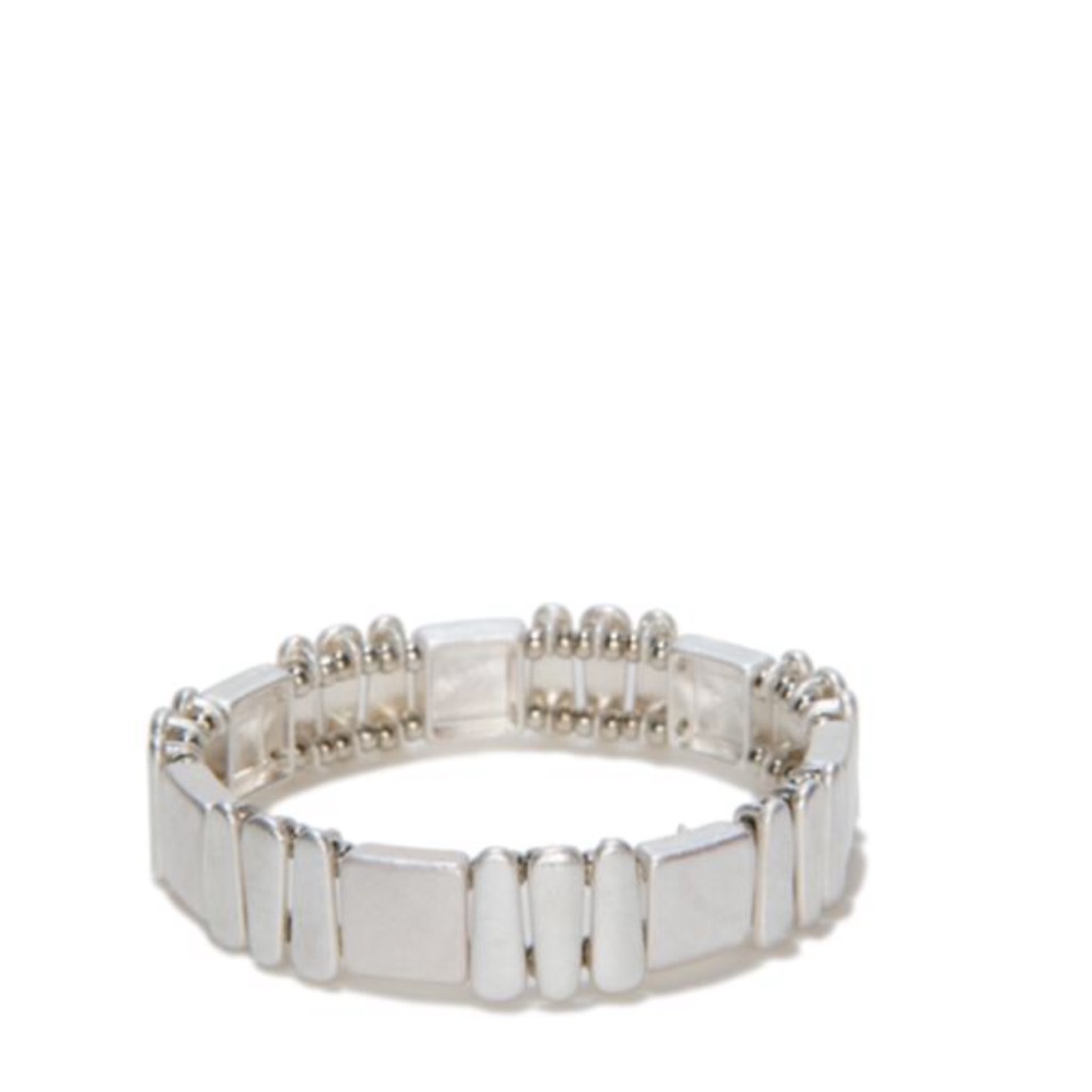 Bracelet- Gorgeous- Casted Stretch In Silver